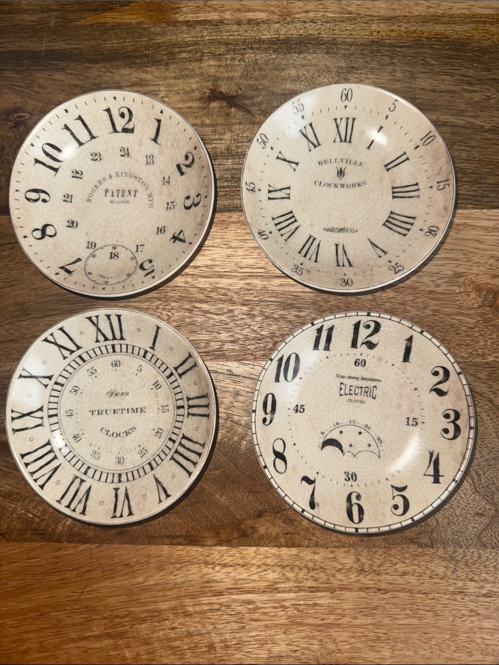 Vintage Discontinued Pottery Barn  Cream Clock Face Appetizer Plates Set of 4